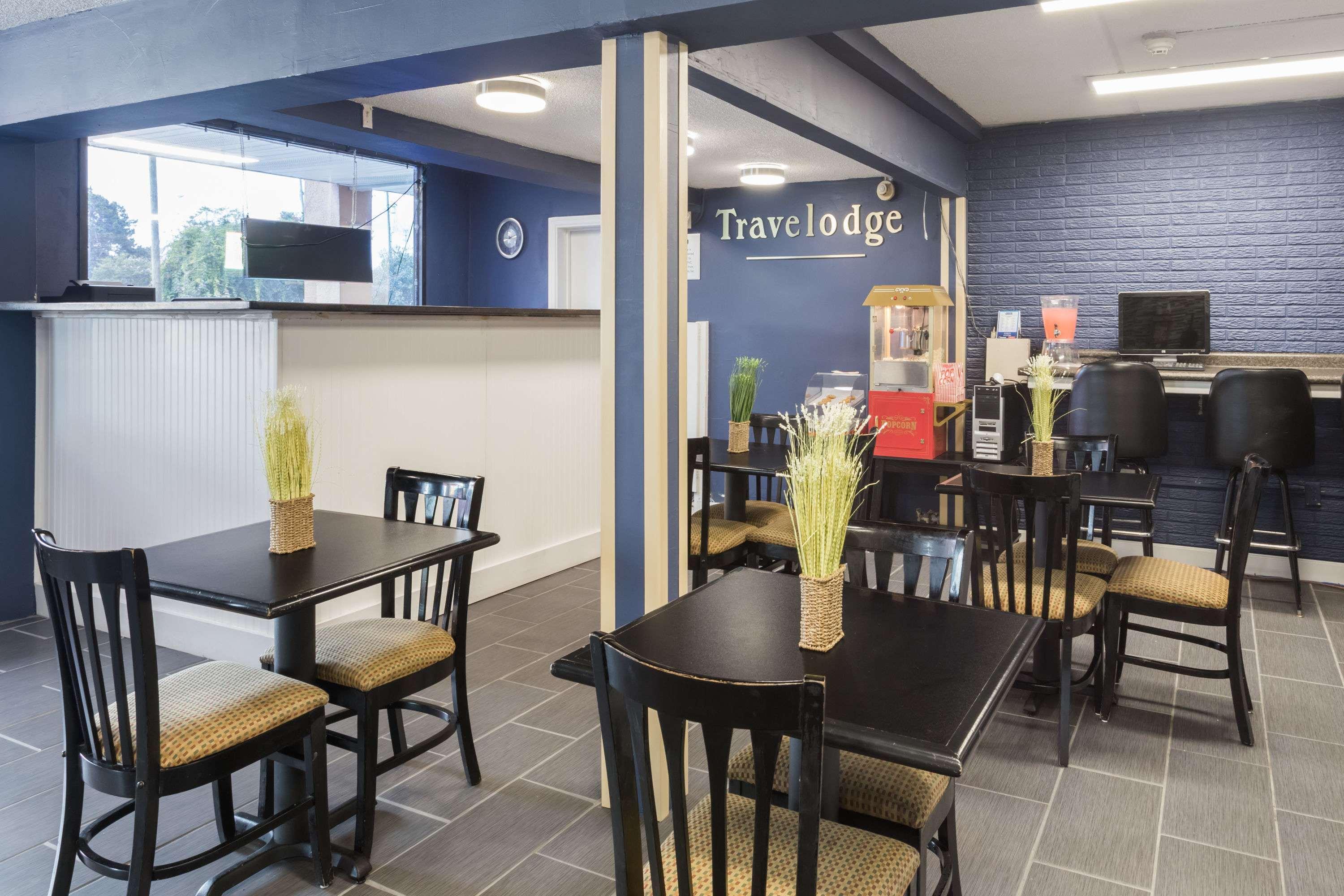 Travelodge By Wyndham Savannah Area/Richmond Hill Eksteriør billede