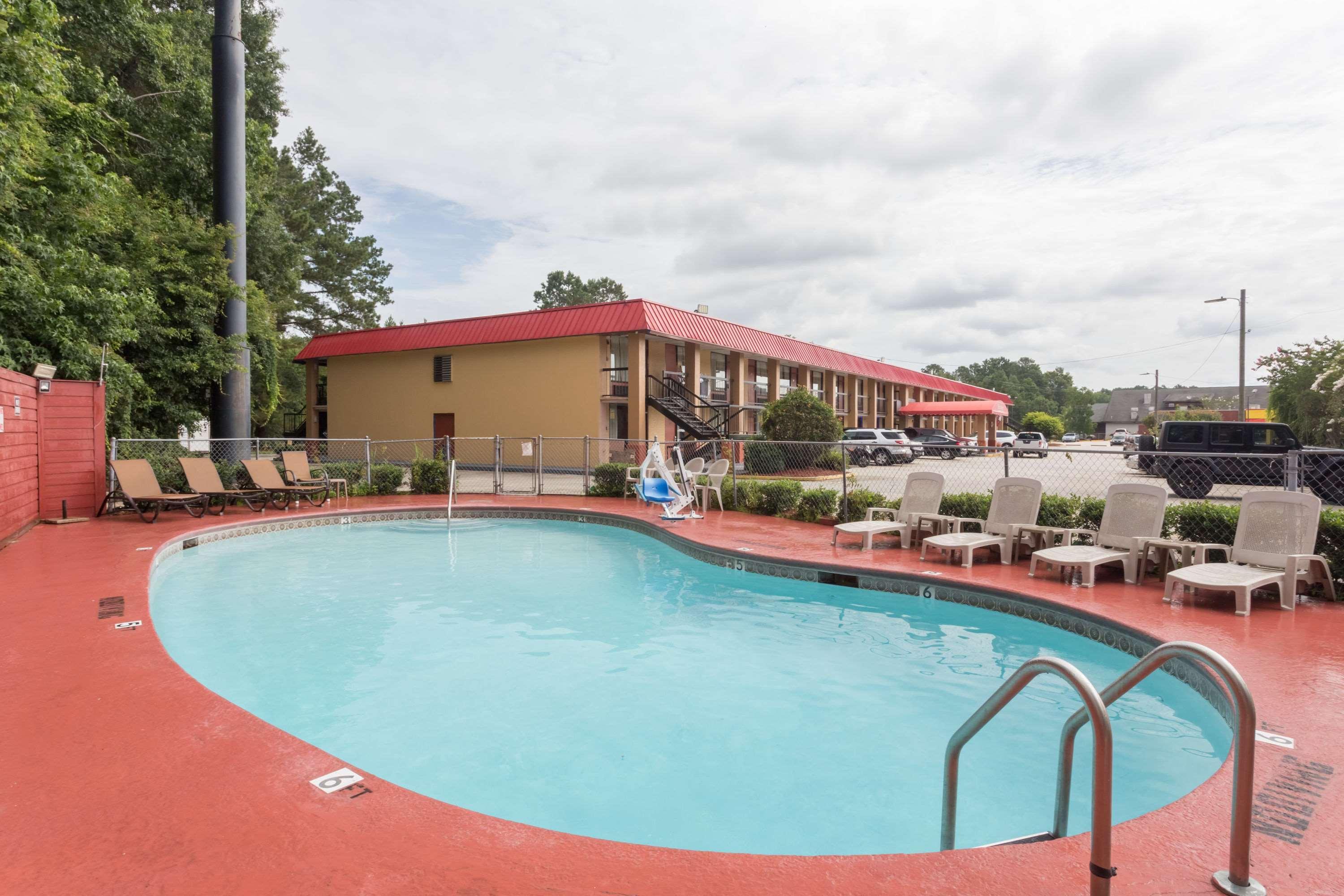 Travelodge By Wyndham Savannah Area/Richmond Hill Eksteriør billede