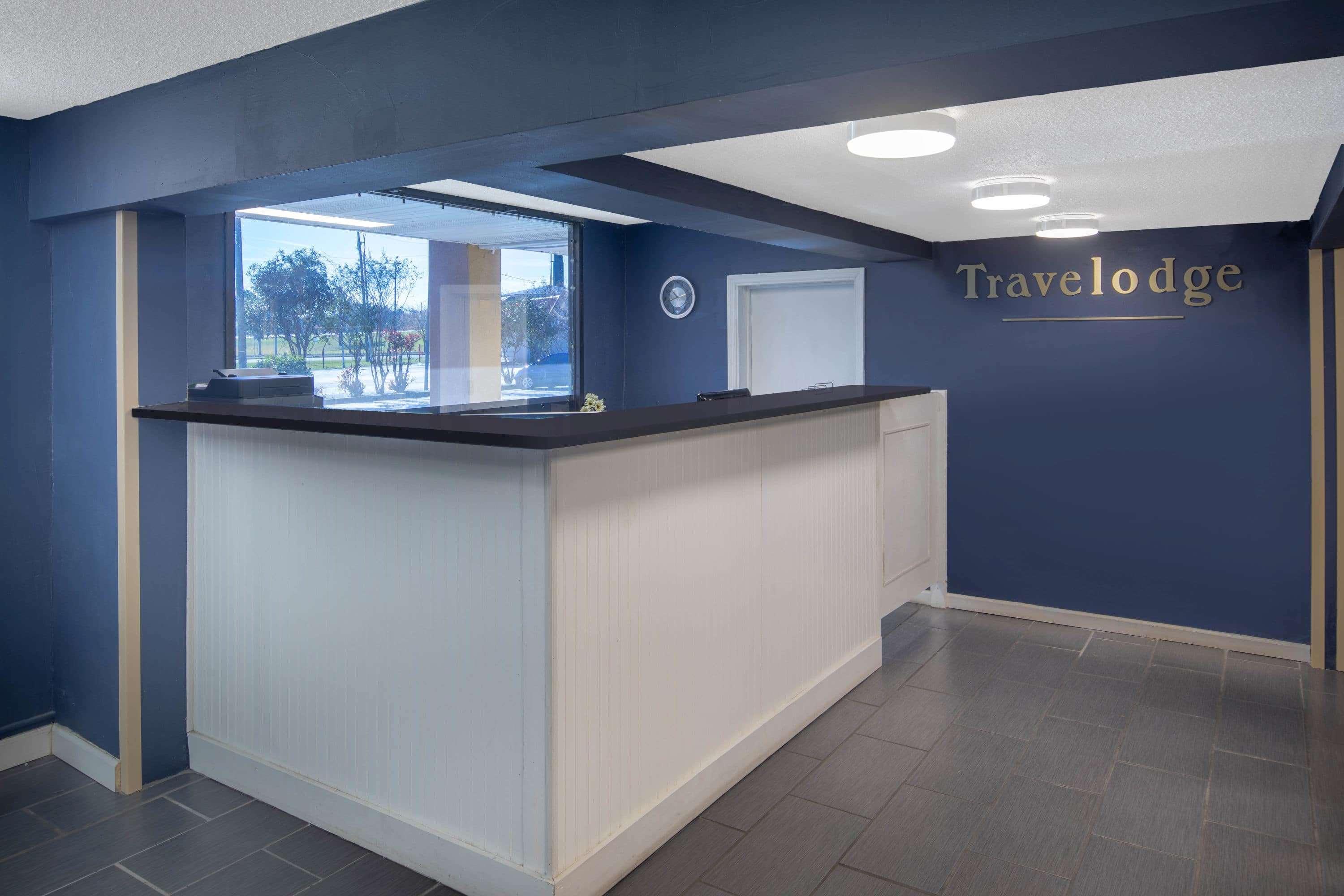 Travelodge By Wyndham Savannah Area/Richmond Hill Eksteriør billede